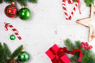 Noel hediyesi vermek