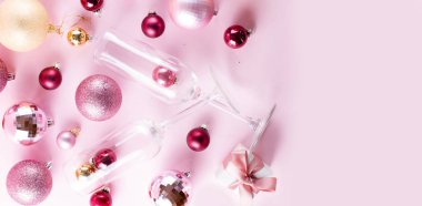 Şampanyalı Noel partisi