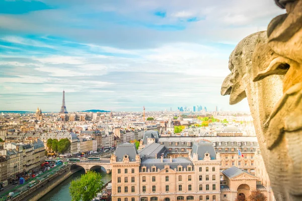 巴黎的石像鬼 — 图库照片