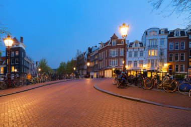 Amsterdam, Hollanda Evleri