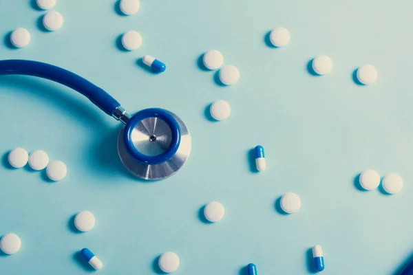 Koncepcja opieki zdrowotnej na niebiesko — Zdjęcie stockowe