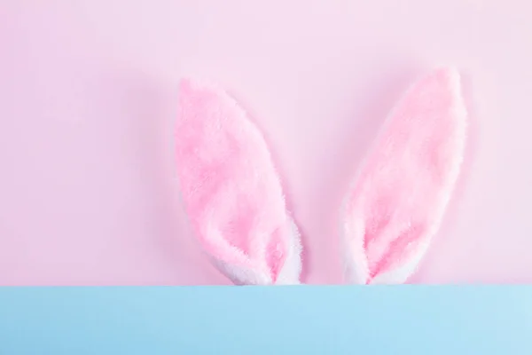 Cena de Páscoa com orelhas de coelho — Fotografia de Stock