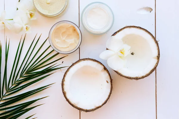 Kokosolie nd cosmetica — Stockfoto