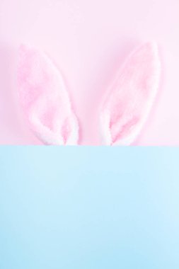 Tavşan kulaklı Paskalya sahnesi