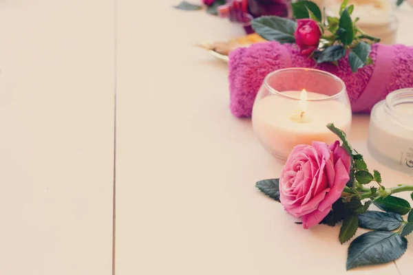Rózsa természetes kozmetikai — Stock Fotó