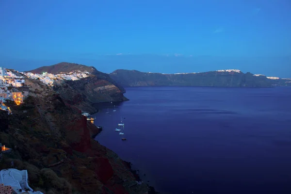 Oia dorp 's nachts, Santorini — Stockfoto