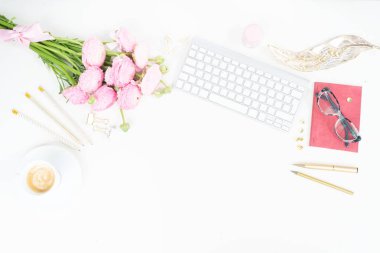 Üst görünüm ev ofis çalışma alanı