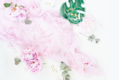 Yaratıcı düğün kompozisyonu