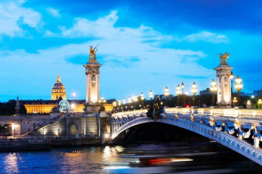 Alexandre Köprüsü III, Paris, Fransa