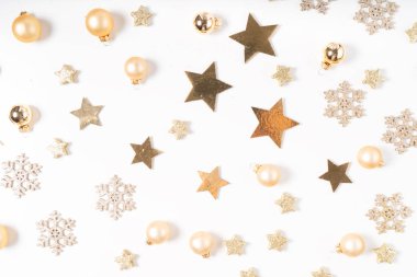 Altın madalyalarla bezenmiş Noel sahnesi