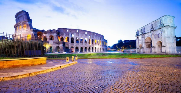 Kolosseum in rom, italien — Stockfoto