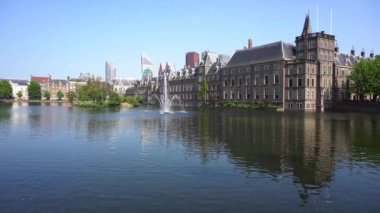 Binnenhof - Hollanda Parlamentosu, Hollanda