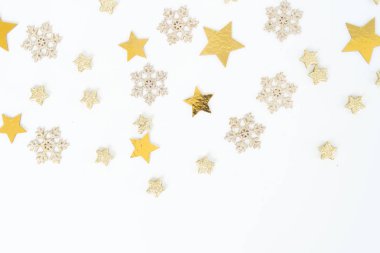 Altın madalyalarla bezenmiş Noel sahnesi