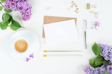 Üst görünüm ev ofis çalışma alanı