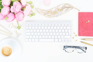 Üst görünüm ev ofis çalışma alanı