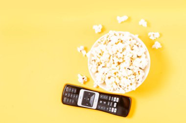 patlamış mısır ve 3D gözlük