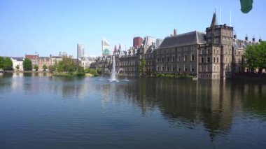 Binnenhof - Hollanda Parlamentosu, Hollanda