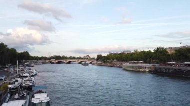 Orsay Müzesi ve Siene Nehri, Fransa