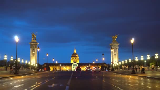 Puente de Alexandre III, París, Francia — Vídeos de Stock