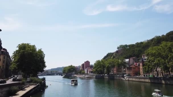 Lyon, Franciaország egy gyönyörű nyári napon — Stock videók