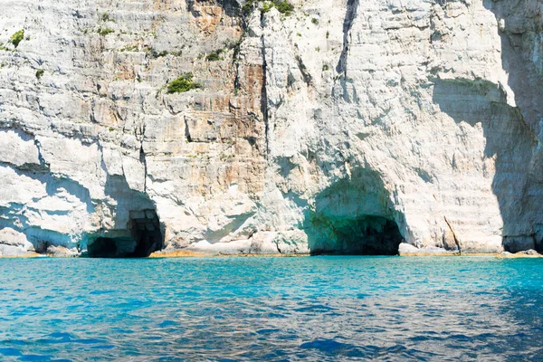 Vackert vatten på ön Zakinthos — Stockfoto