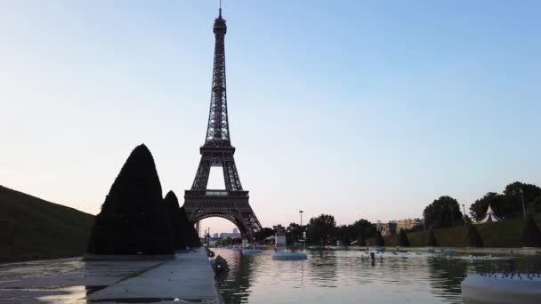 Tour eiffel y desde Trocadero, París — Vídeo de stock