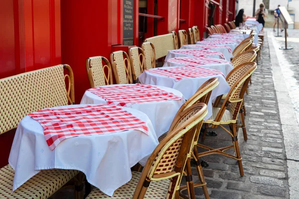 Monmartre cafe, Paříž, Francie — Stock fotografie
