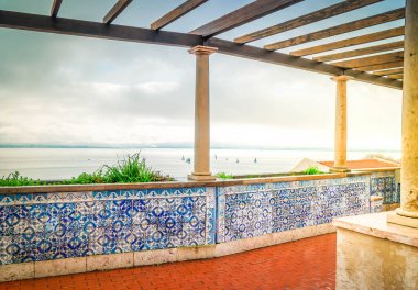 Miradouro de Santa Luzia, Lizbon