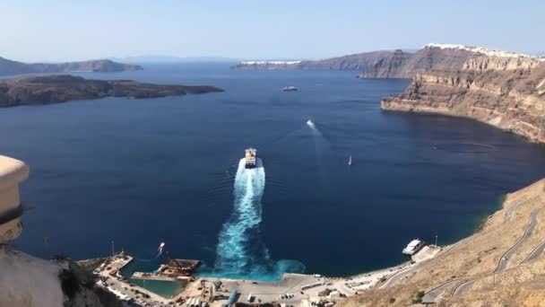 Santorini ön och Egeiska havet — Stockvideo