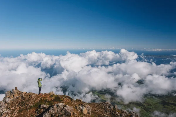 Klättring Pico vulkanen på Azorerna — Stockfoto