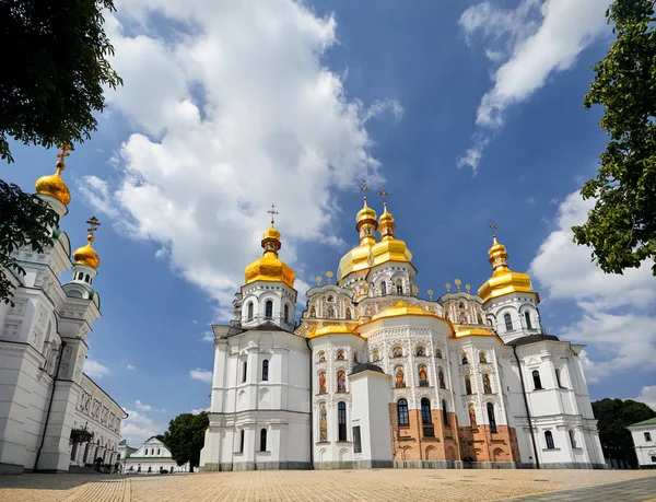 Igreja Com Cúpulas Douradas Complexo Cristão Kiev Pechersk Lavra Arquitetura — Fotografia de Stock