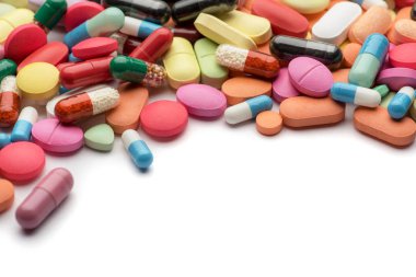 Eczane Tema. Çok renkli izole hap ve kapsül.