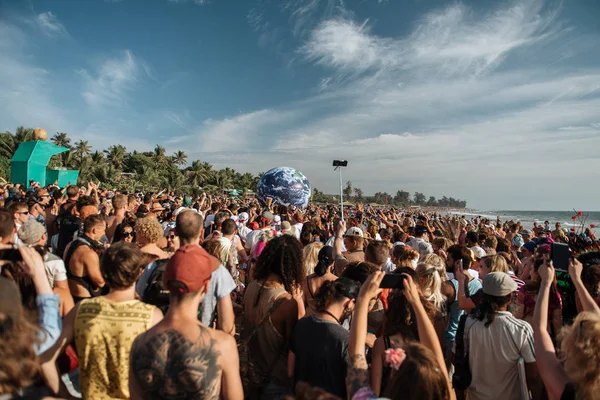 Freak parade. Karneval v Arambol, Goa, Indie. 8. února 2018 — Stock fotografie