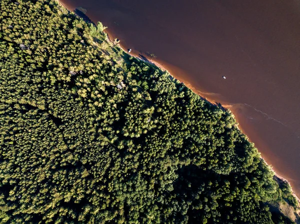 Grande rio. Ponto de vista dos drones — Fotografia de Stock