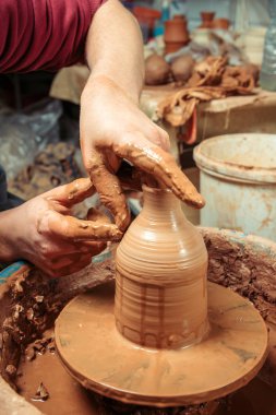 Potter işte. Atölye.