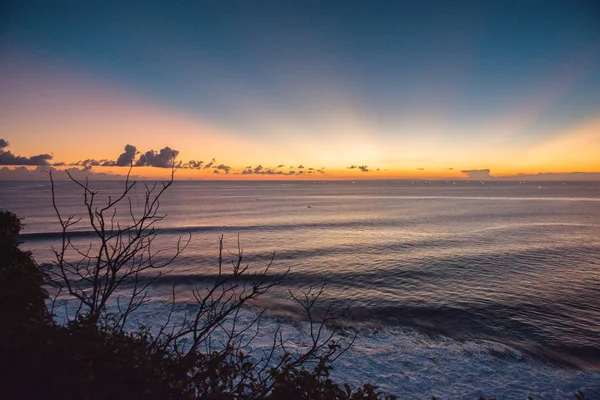 印度尼西亚巴厘岛海上美丽的日落 — 图库照片