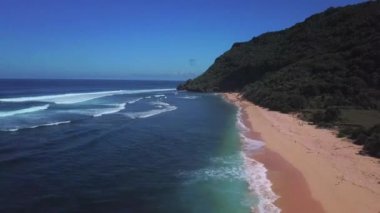 Nyang Nyang plajında drone görünümü, Bali, Endonezya