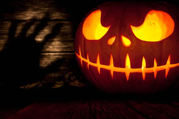 Halloween dovleac cap Jack pe fundal din lemn — Fotografie, imagine de stoc