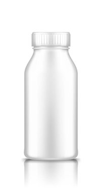 Yoğurt, süt, meyve suyu ya da kapağı beyaz arka planda izole edilmiş şampuan şişesi..
