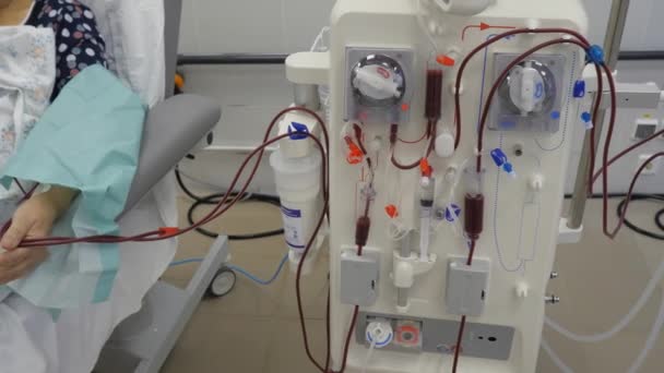 血液 透析。机械人工肾 — 图库视频影像