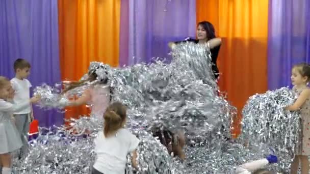Childrens playroom. Paper show for children. — Stock Footage Childrens playroom. Paper show for children. Stock Footage