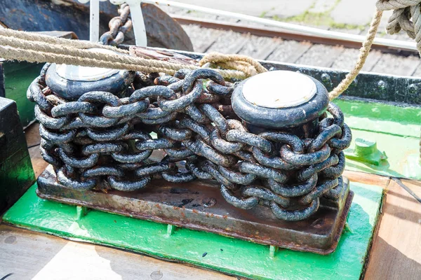 Arma Gemi Halatlar Direkleri Açık Closeup Koydu Chaines — Stok fotoğraf