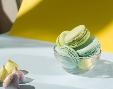 Macaroons, gün ışığı farklı türleri