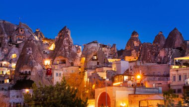 Gece Göreme city, Türkiye