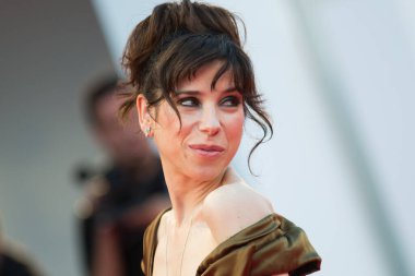 Sally Hawkins, 31 Ağustos 2017 'de İtalya' da düzenlenen 74. Venedik Film Festivali 'nde Shape Of Water galasında.