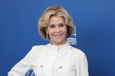 Jane Fonda, 1 Eylül 2017 'de İtalya' da düzenlenen 74. Venedik Film Festivali 'nde 