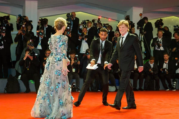 2017 Jane Fonda Robert Redford Our Souls Nigh Premiere 74Th — 스톡 사진