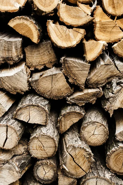 Naturalne Drewniane Tło Zbliżenie Siekanego Drewna Opałowego Drewno Opałowe Ułożone — Zdjęcie stockowe