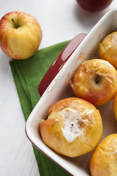 Baked Juicy Delicious Apple Red Roast Baking — Stock Photo, Image