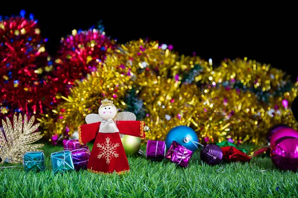 Frohe Weihnachten Und Ein Gutes Neues Jahr Weihnachtsdekoration Auf Grünem — Stockfoto